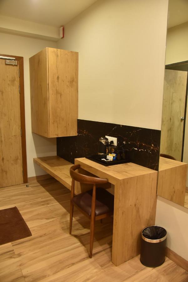 The Oaks Comforts Hubli Exterior foto